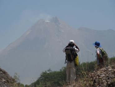 火山噴火によって引き起こされる土砂災害の調査
